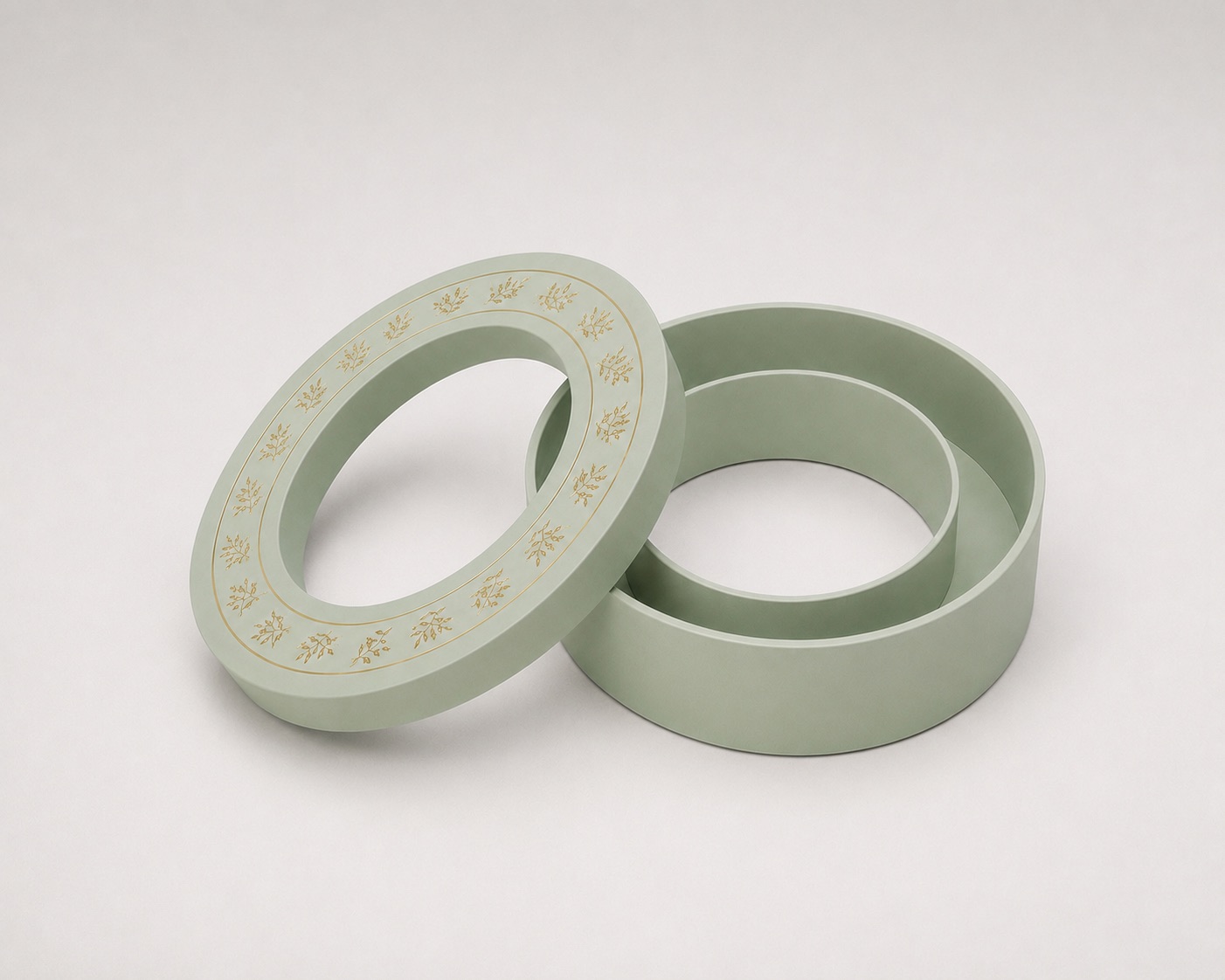 Wreath-Shaped Chocolate Box